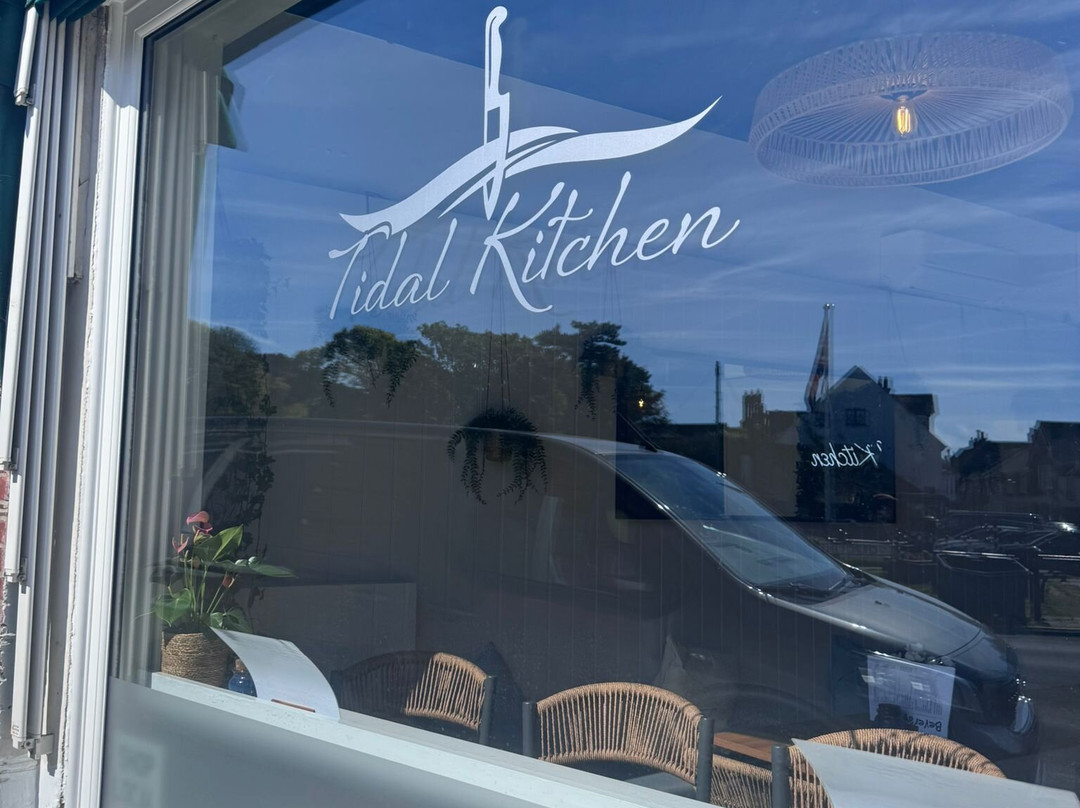 Tidal Kitchen