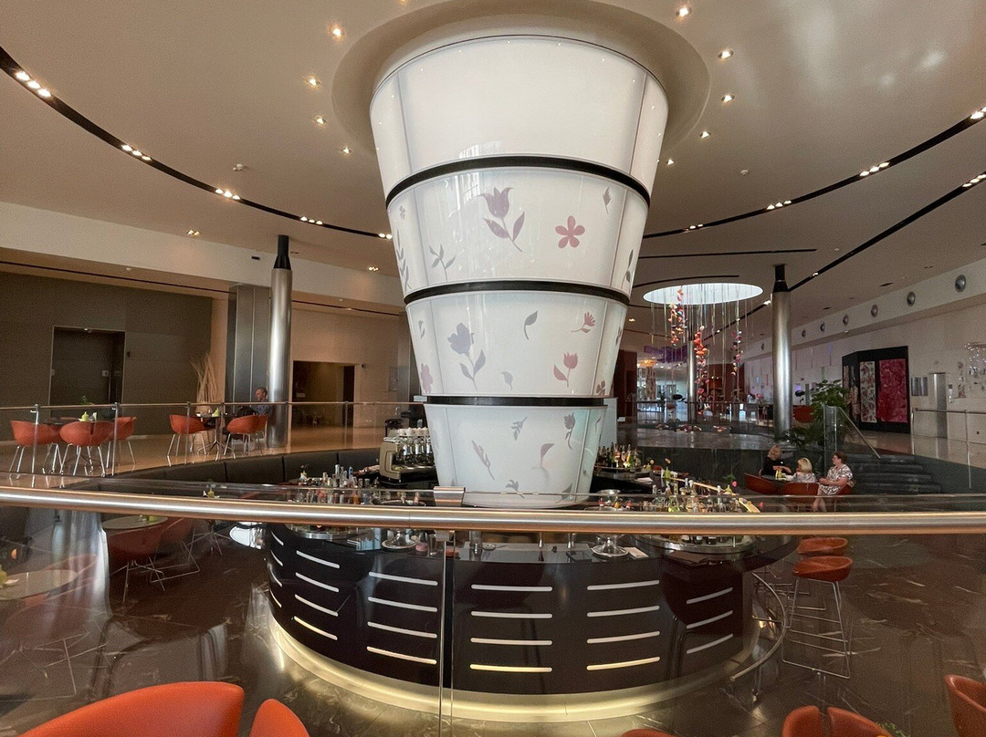 UNA HOTELS T Hotel Cagliari主图