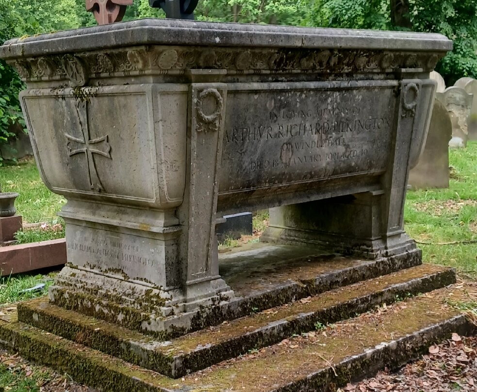 St Helens Cemetery and Crematorium-圣海伦斯必去景点