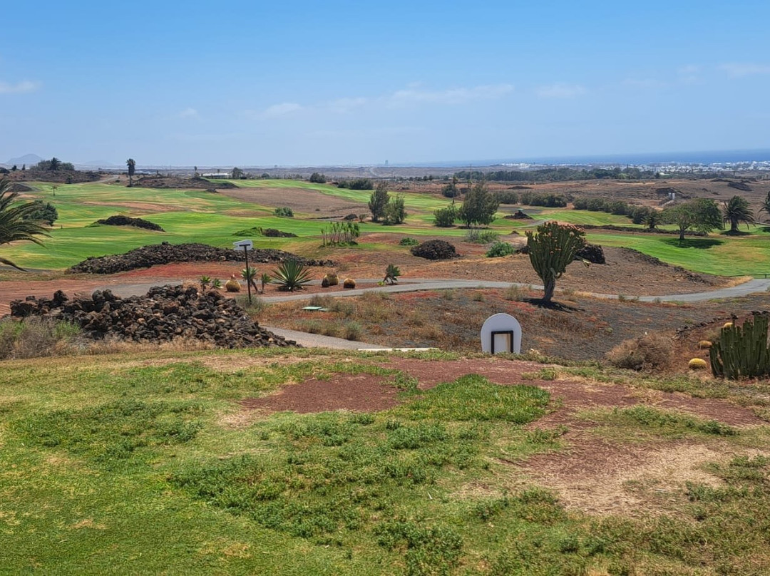 Lanzarote Golf-提亚必去景点