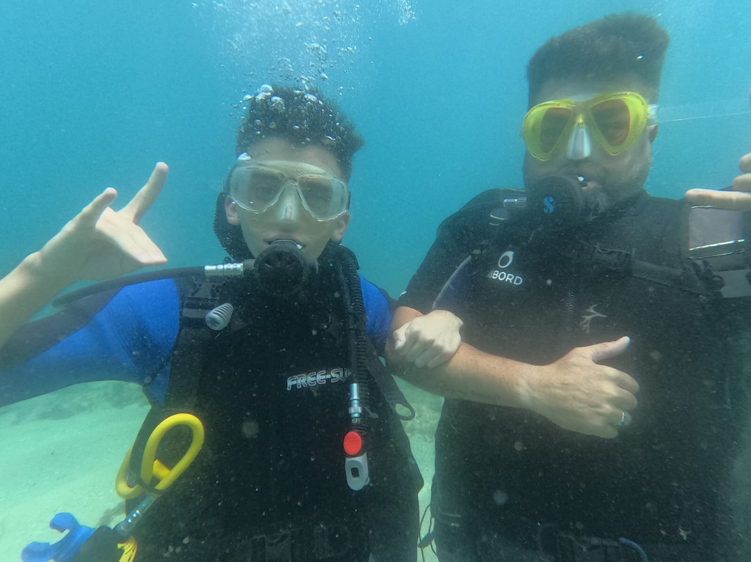 Active Blue Diving Center-库萨达斯必去景点