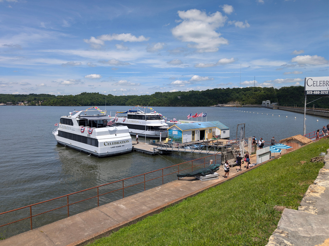 Celebration Cruises-Lake Ozark必去景点