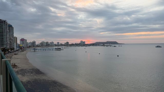 萨利纳斯科隆酒店-旅行者