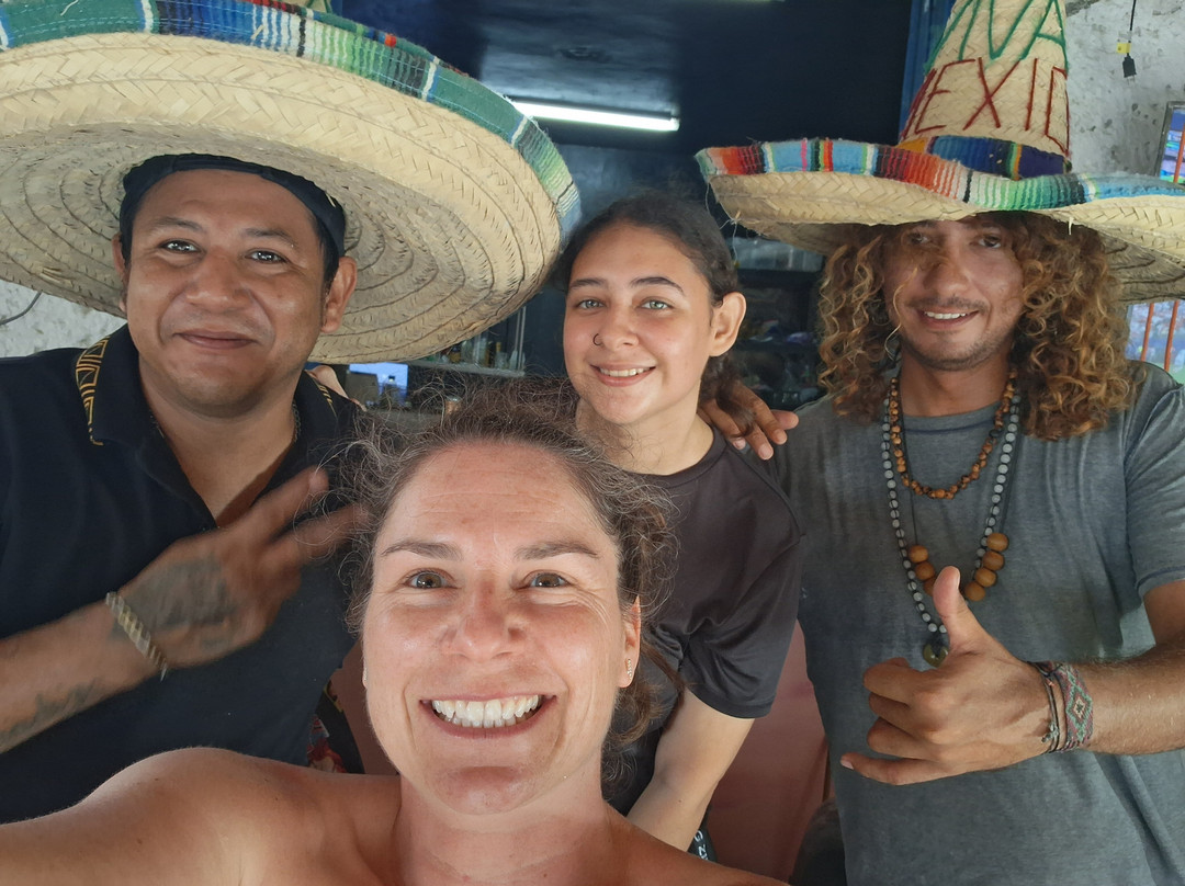 TACOS DE HUMO HOLBOX