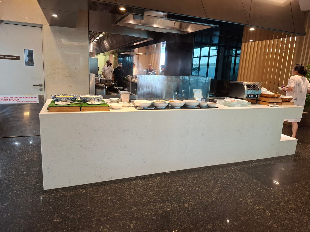 The Garden Grille & Bar