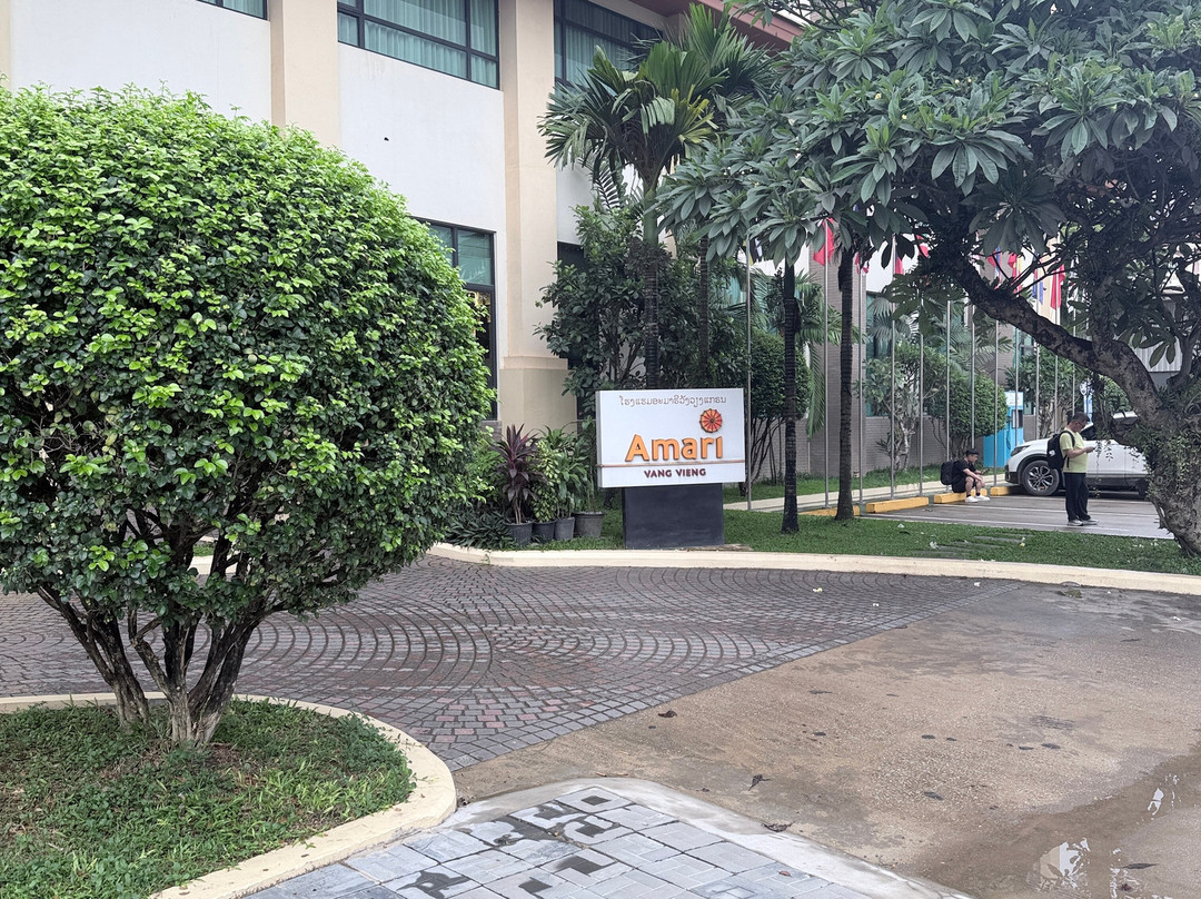 万荣市阿玛里酒店主图