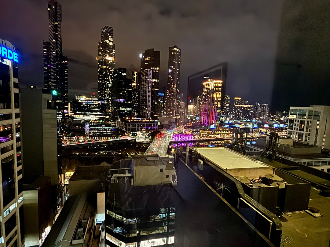 墨尔本市场街盛橡酒店主图