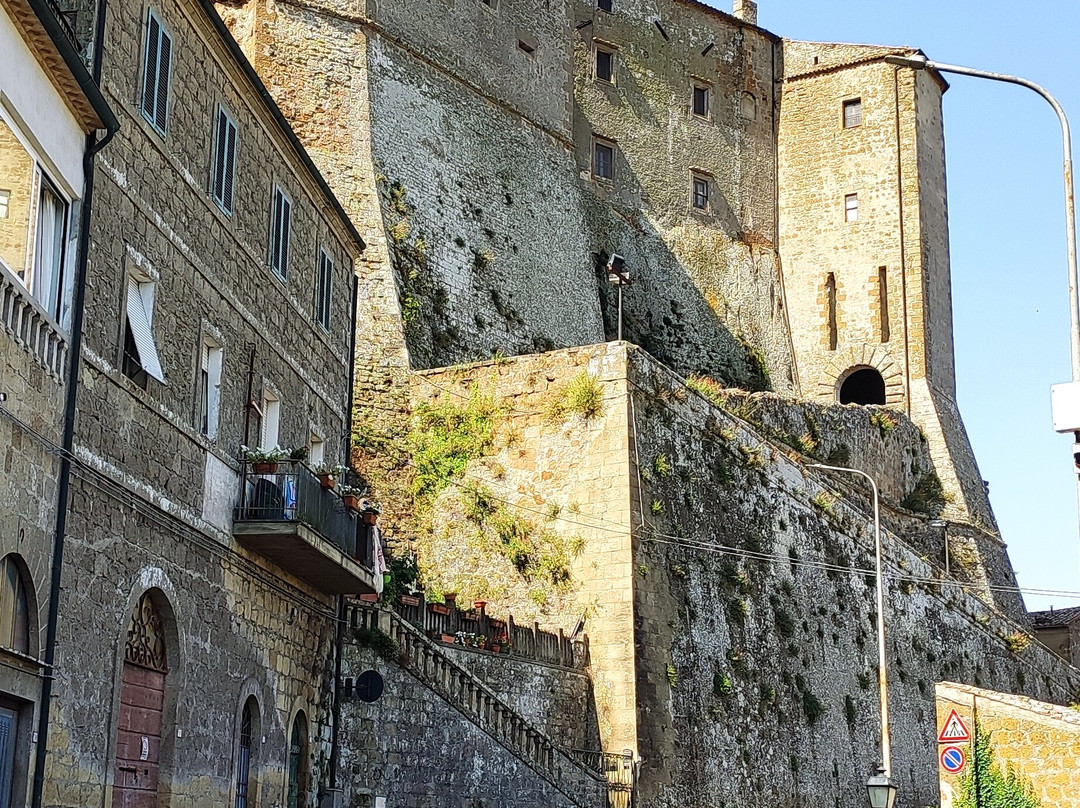 Fortezza Orsini-Sorano必去景点