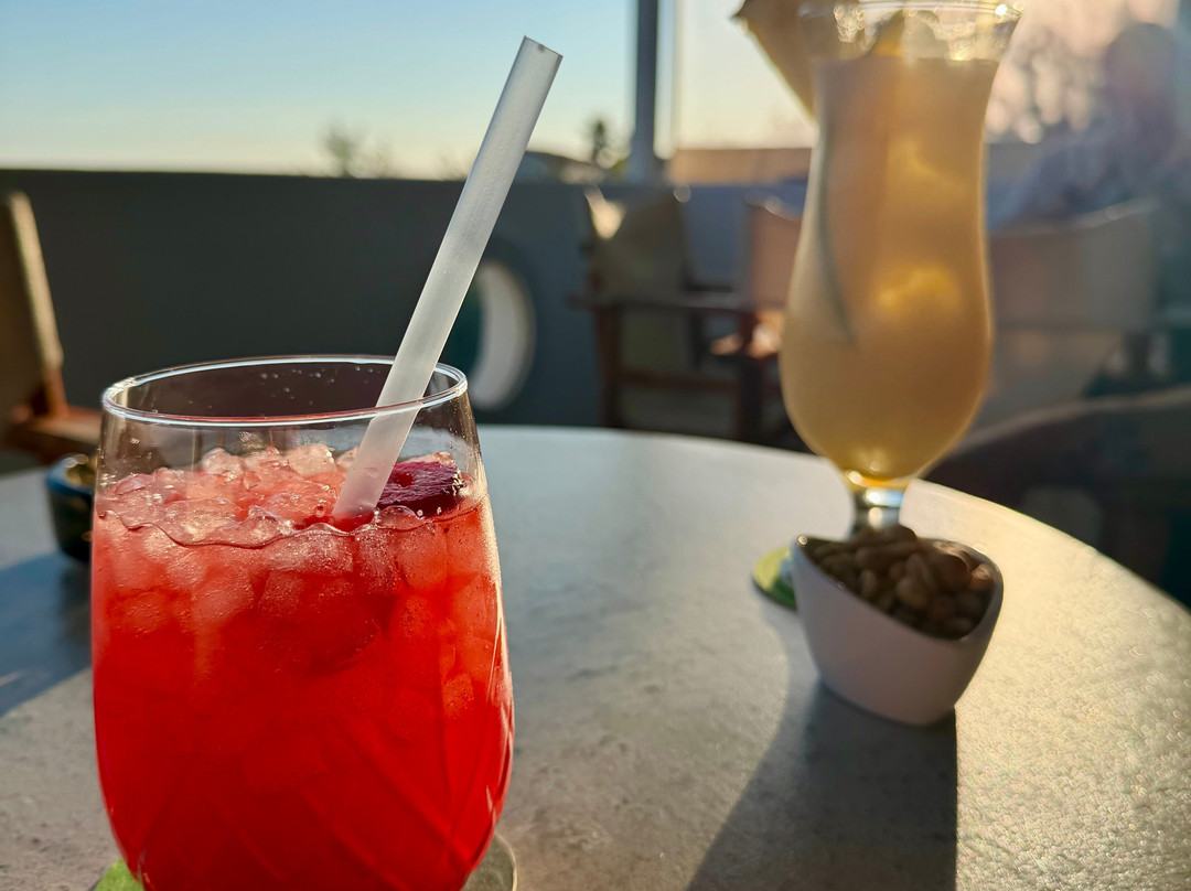 Astra Cocktail Bar-Lourdata必去景点