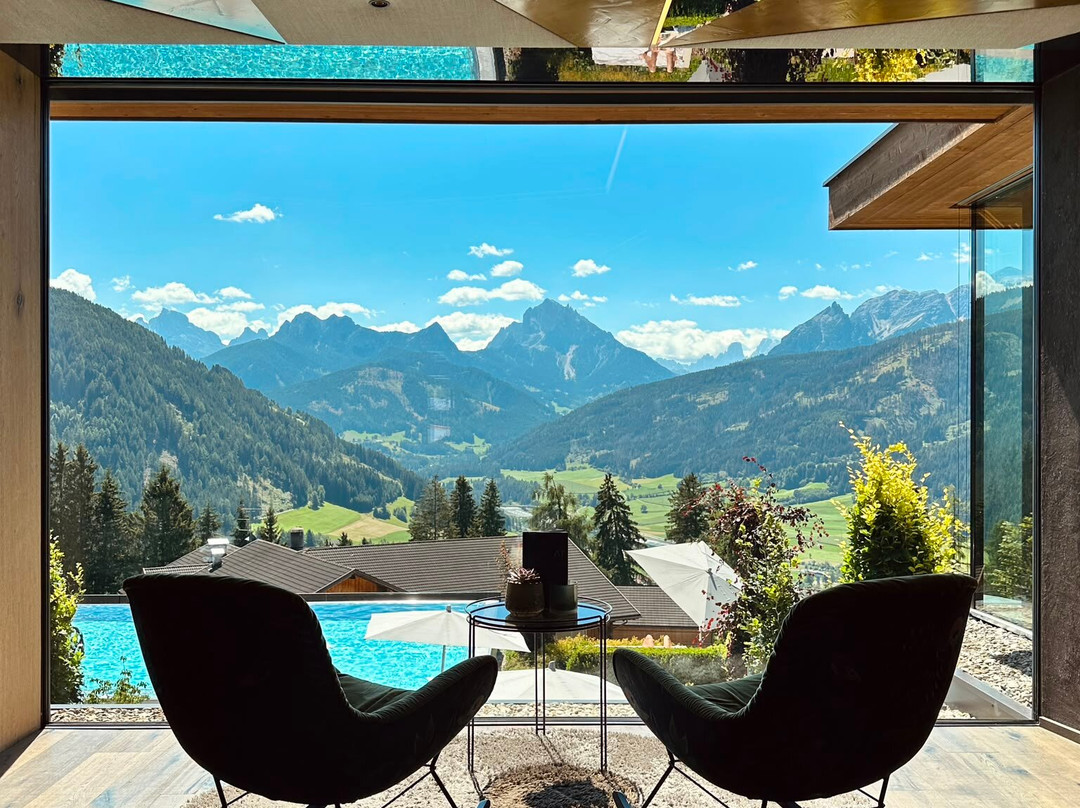 Hotel Alpen Tesitin主图