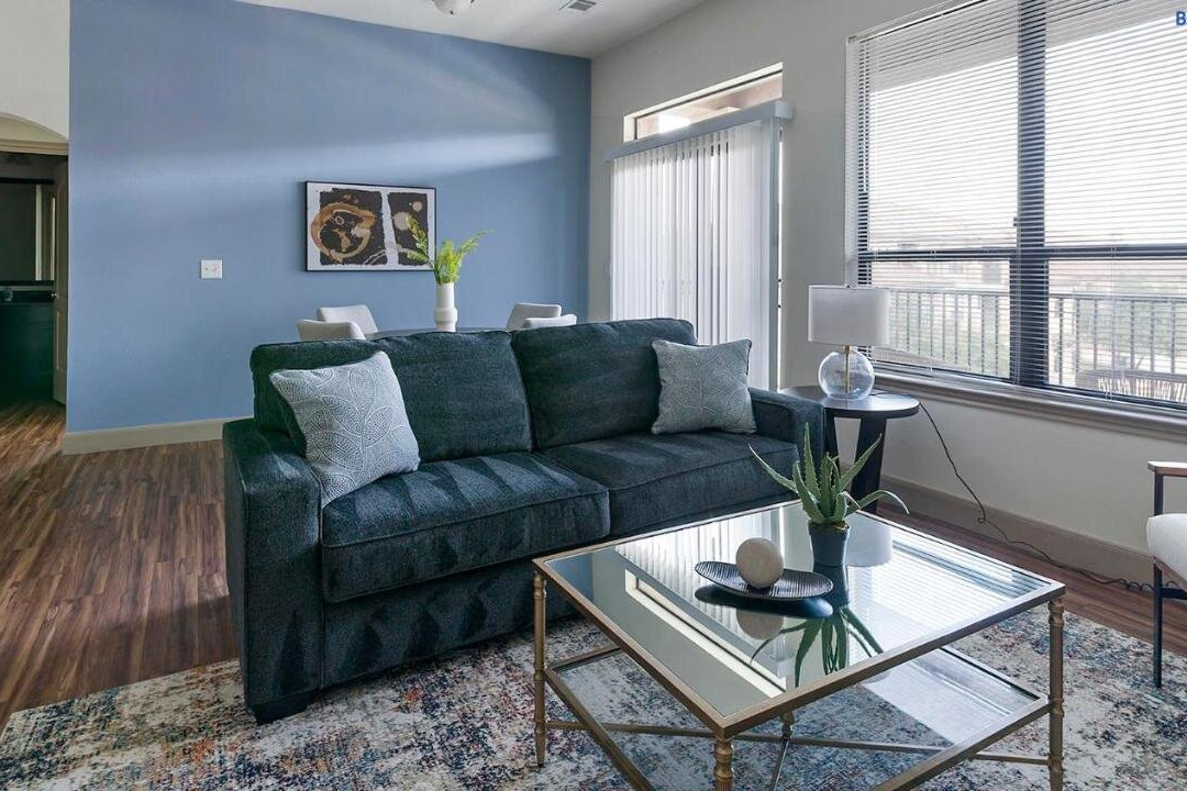 Landing Spectacular 2BD Gym