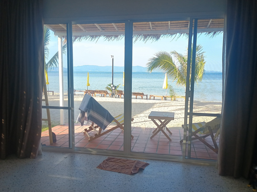 Sea Escapes Resort