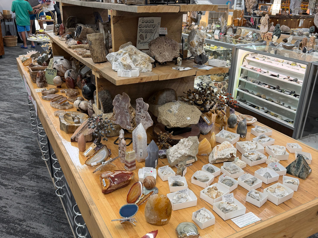 Door County Rock and Gem-Ephraim必去景点