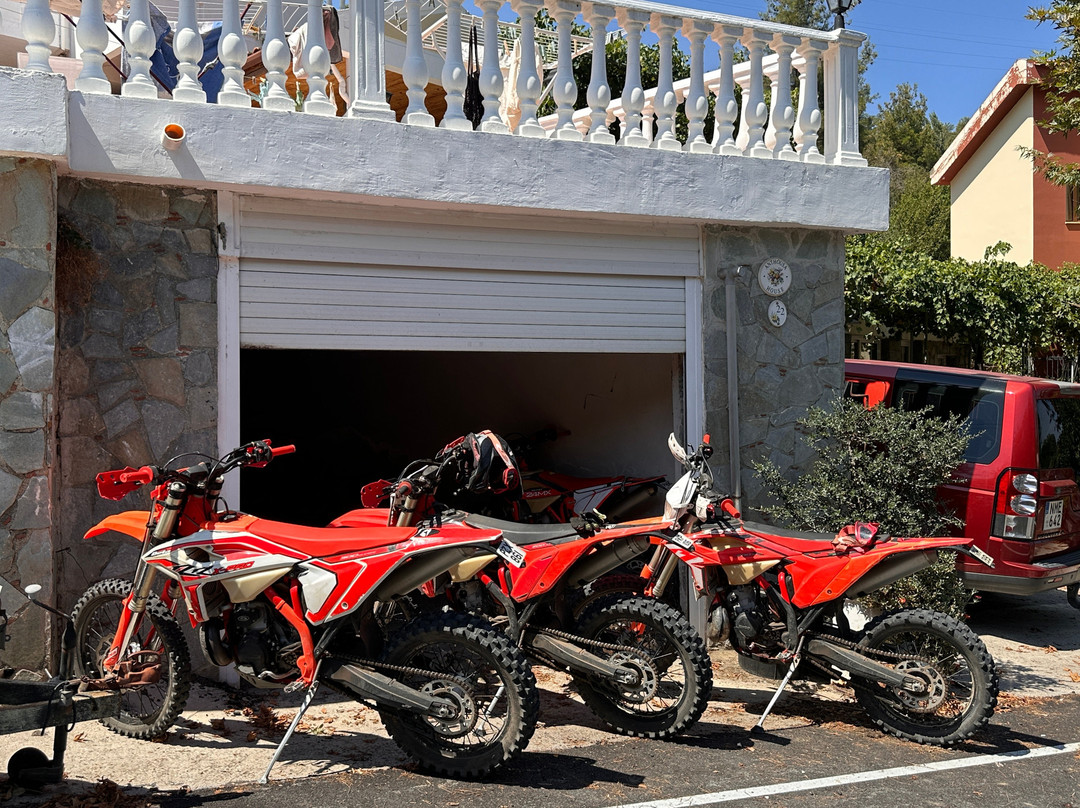 Exclaim Enduro Tours-Parekklisia必去景点