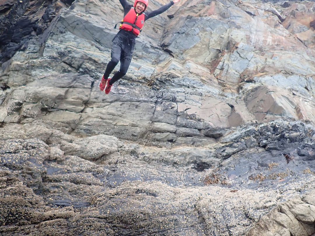 Celtic Quest Coasteering-哈弗福韦斯特必去景点
