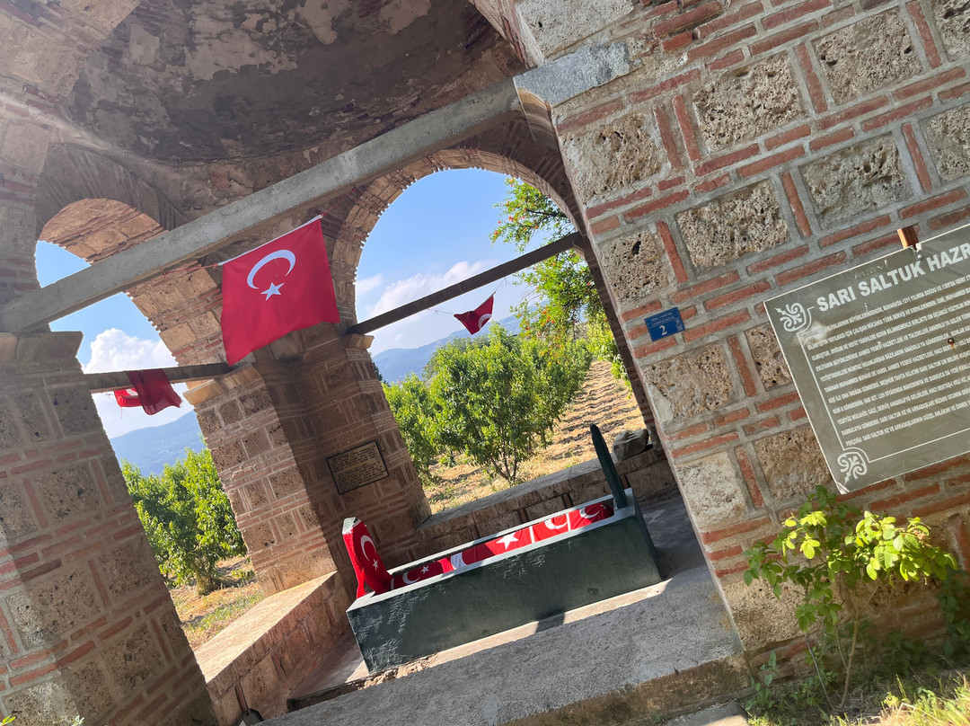 Sarı Saltuk Turbesi