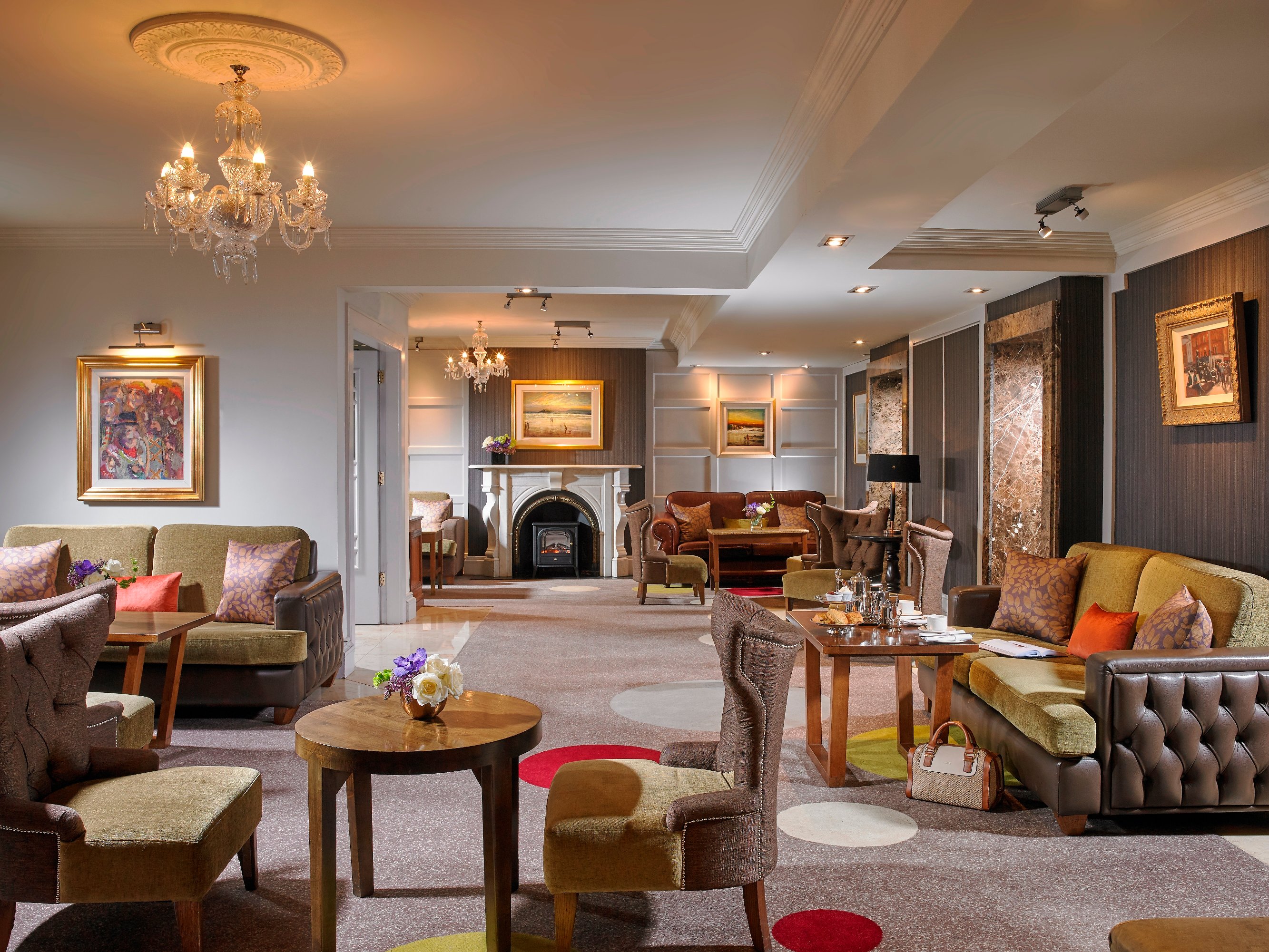 Castlecourt Hotel-官方
