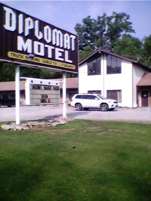 Diplomat Motel