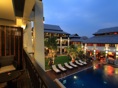 德兰纳酒店主图