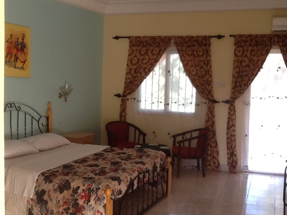 Golden Beach Hotel