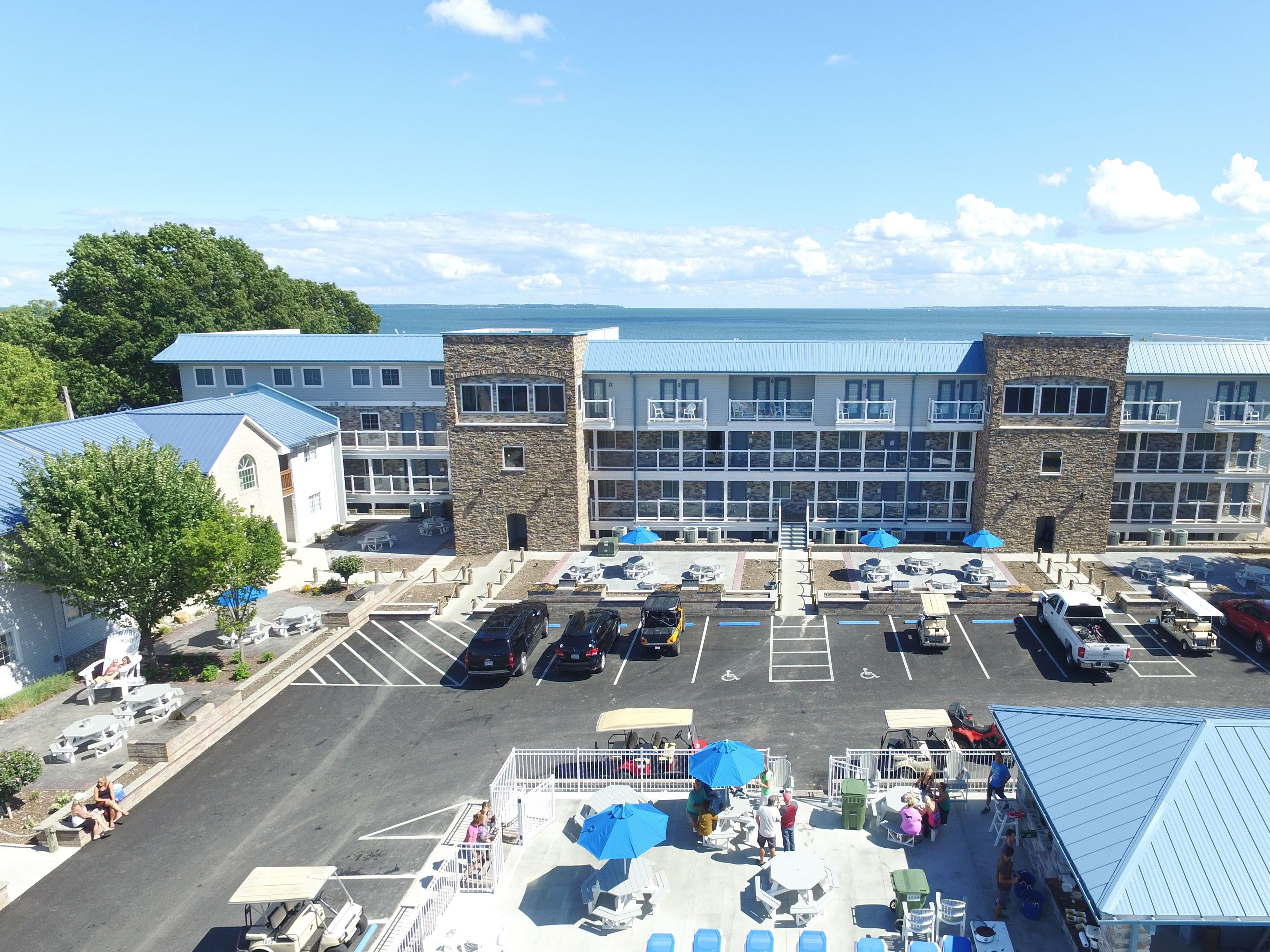 Put-in-Bay Condos-官方