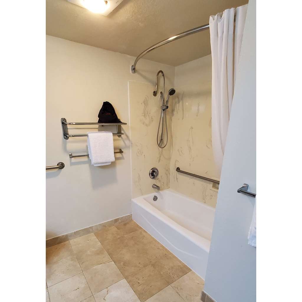 Best Western Plus Northwoods Inn-官方