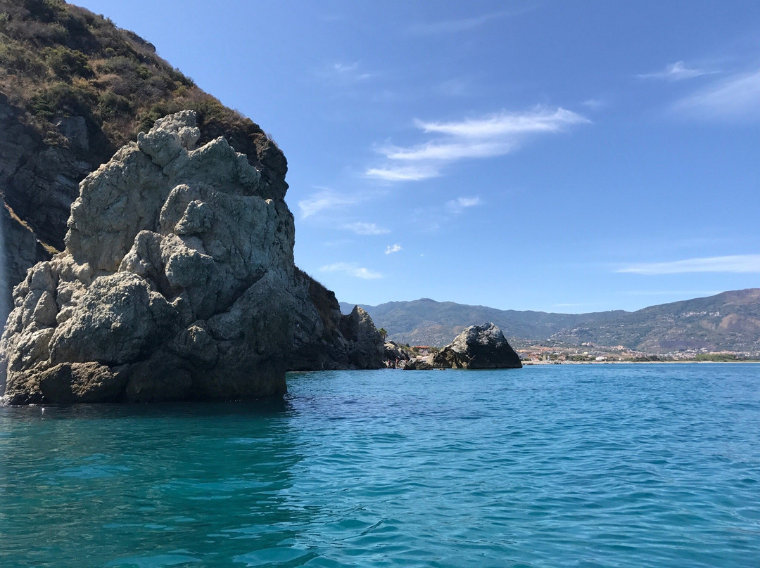Grotte Beach Sicilia景点图片