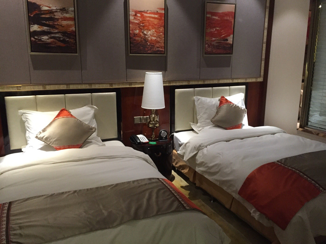 太平湖温泉度假酒店主图