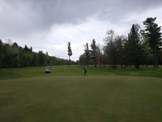 Club De Golf Verchères-Vercheres必去景点