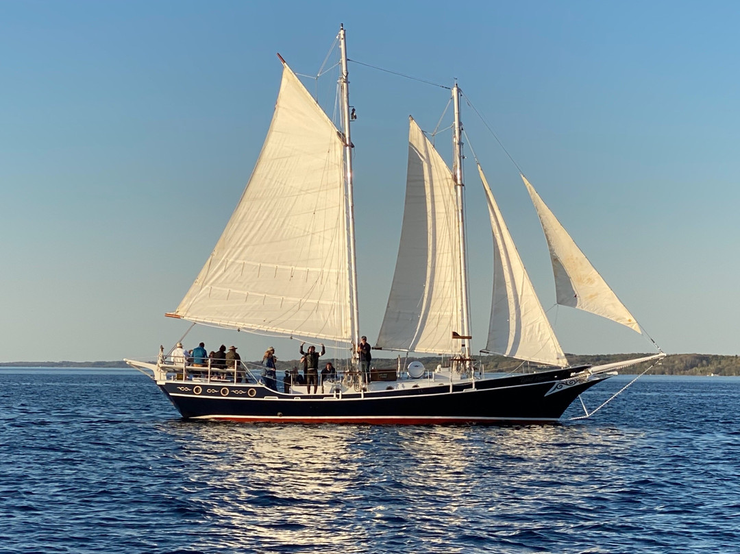 Wind Dancer Traverse City Tours-特拉弗斯城必去景点