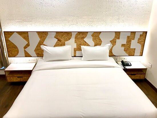 Ataraxia Crestmont Resorts And Spa主图