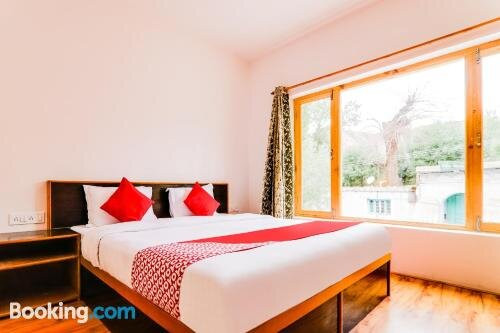 OYO 72466 Hotel Charvi Inn