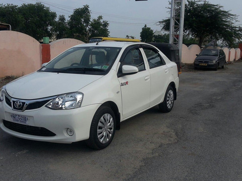 Taxi Booking in Udaipur-乌代布尔必去景点