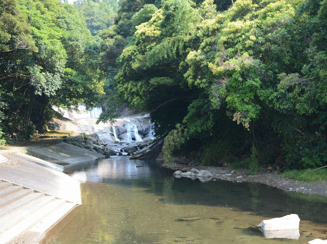 Todoro Falls景点图片