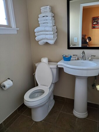 Robinhood Resort主图