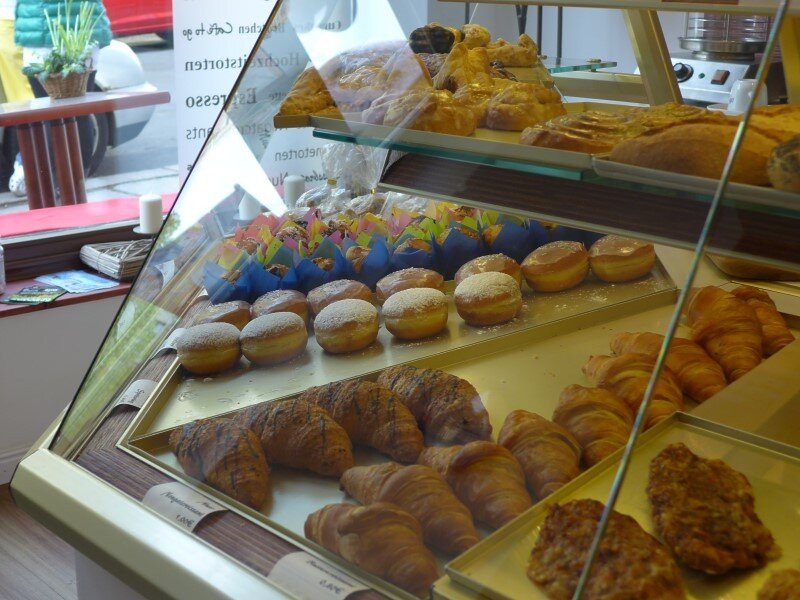 Baguettefactory & The City Cupcakes