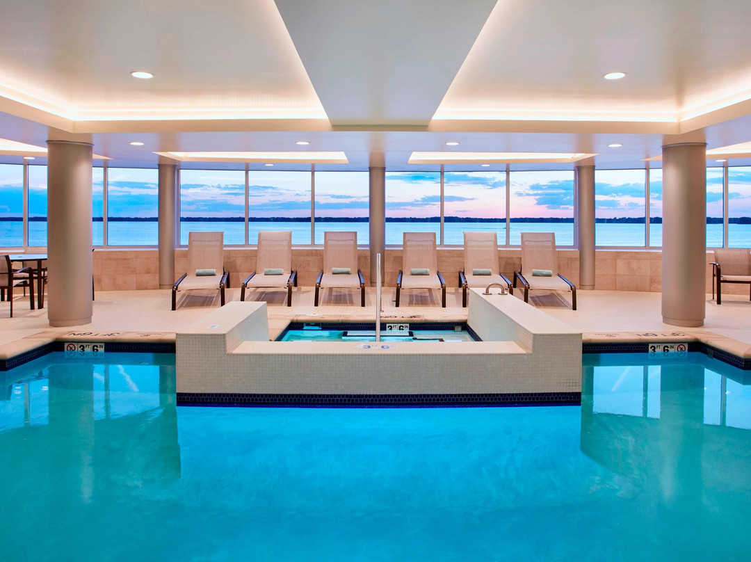 Courtyard By Marriott Erie Bayfront主图