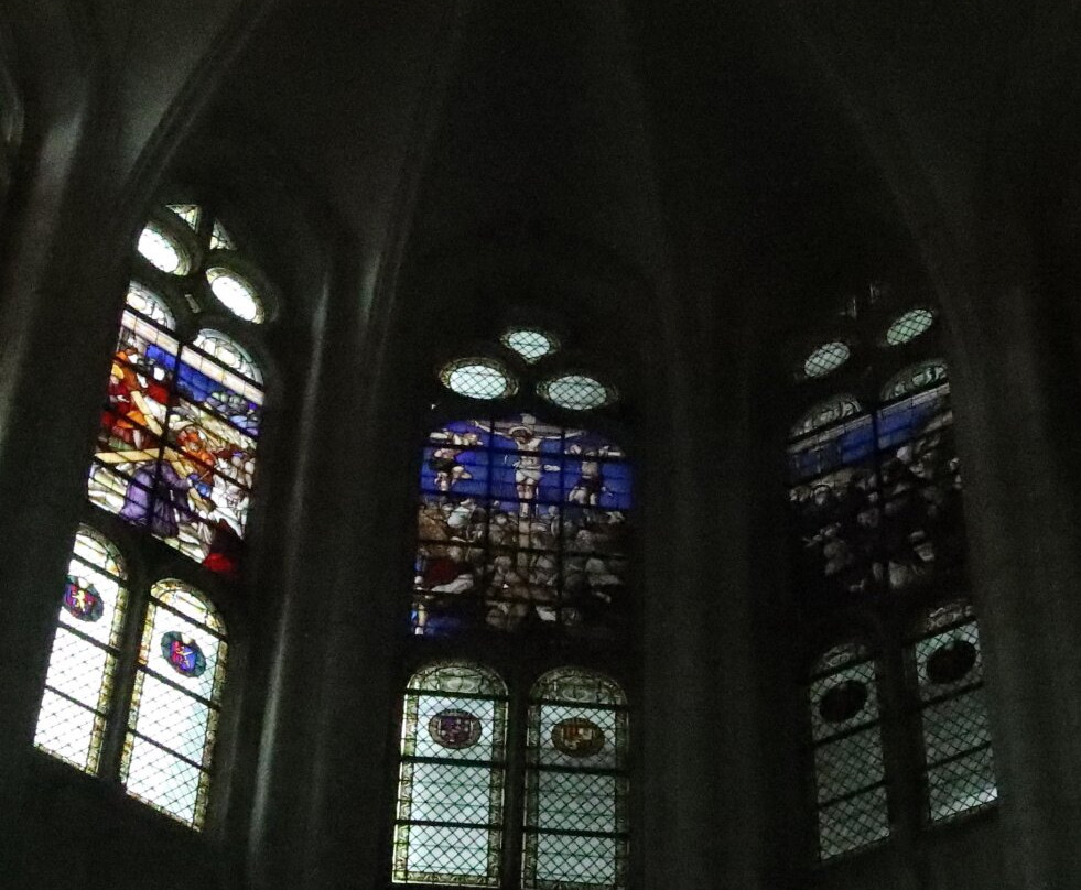 Les Vitraux De L'église Saint Florentin景点图片