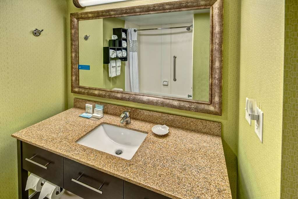 Hampton Inn Greensburg主图