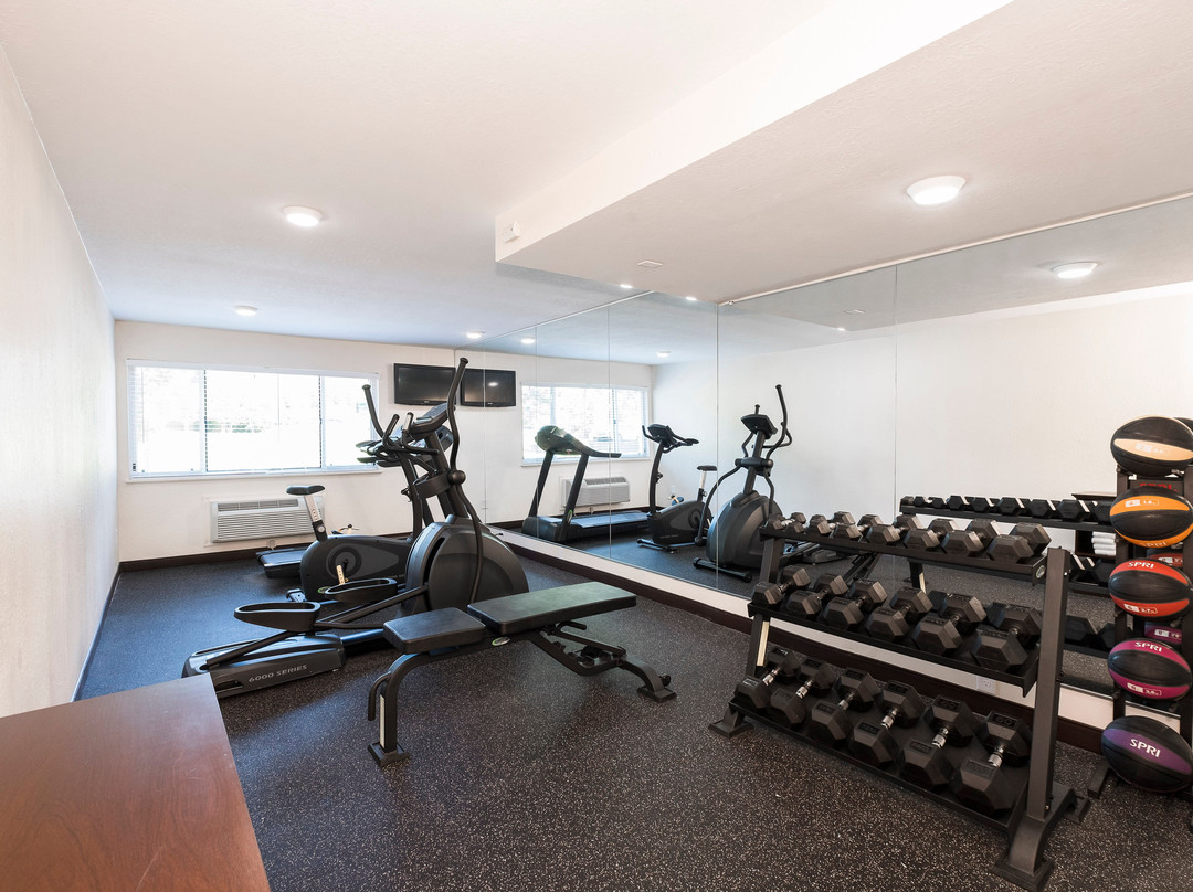 Red Roof PLUS Poughkeepsie主图