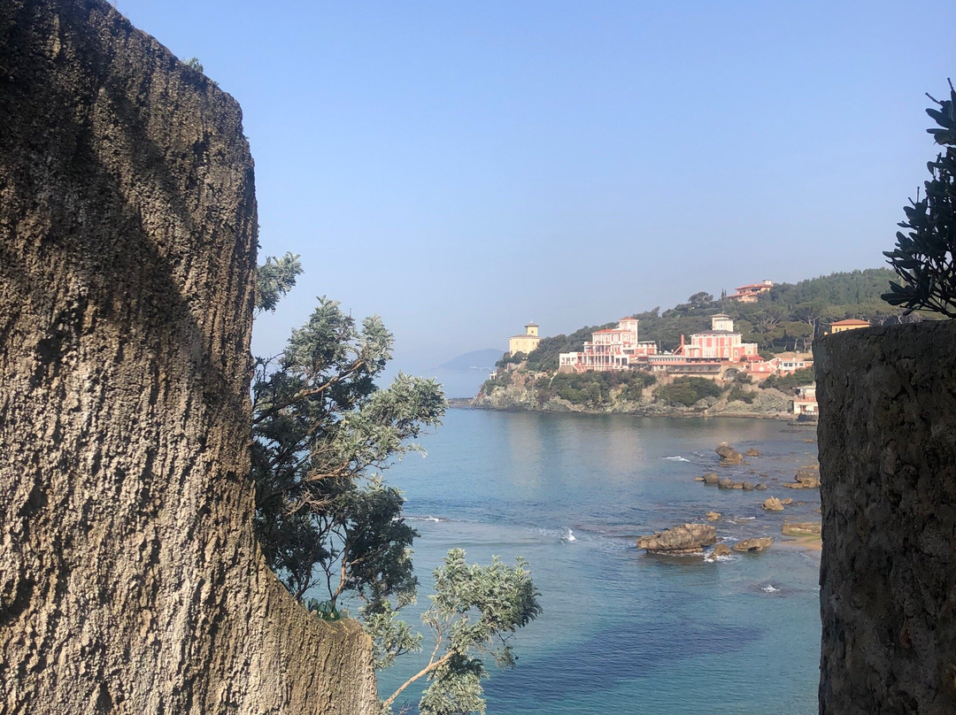 Lungomare Alberto Sordi景点图片