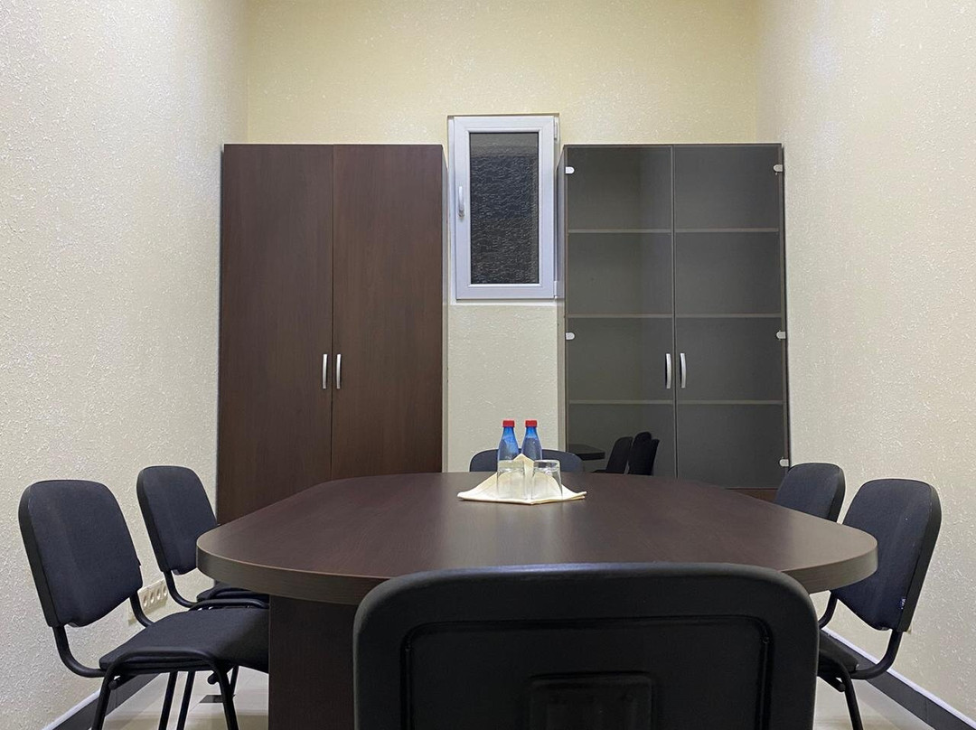Business Hotel Rodina主图