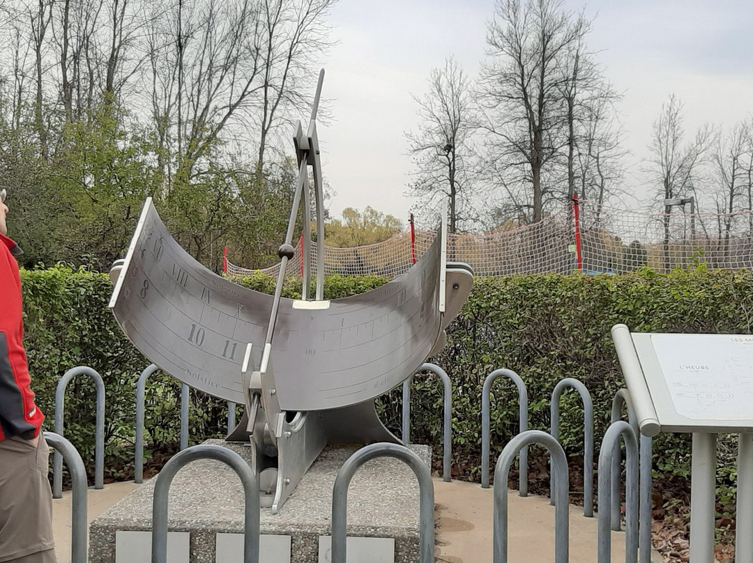Parc Michel-Chartrand-隆格伊必去景点