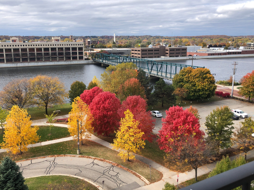 Embassy Suites by Hilton Grand Rapids Downtown主图
