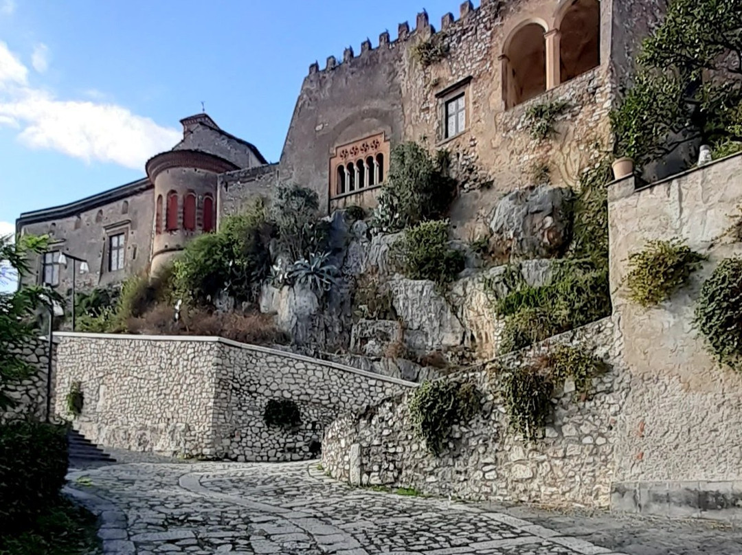 Castello Lancellotti-Lauro必去景点