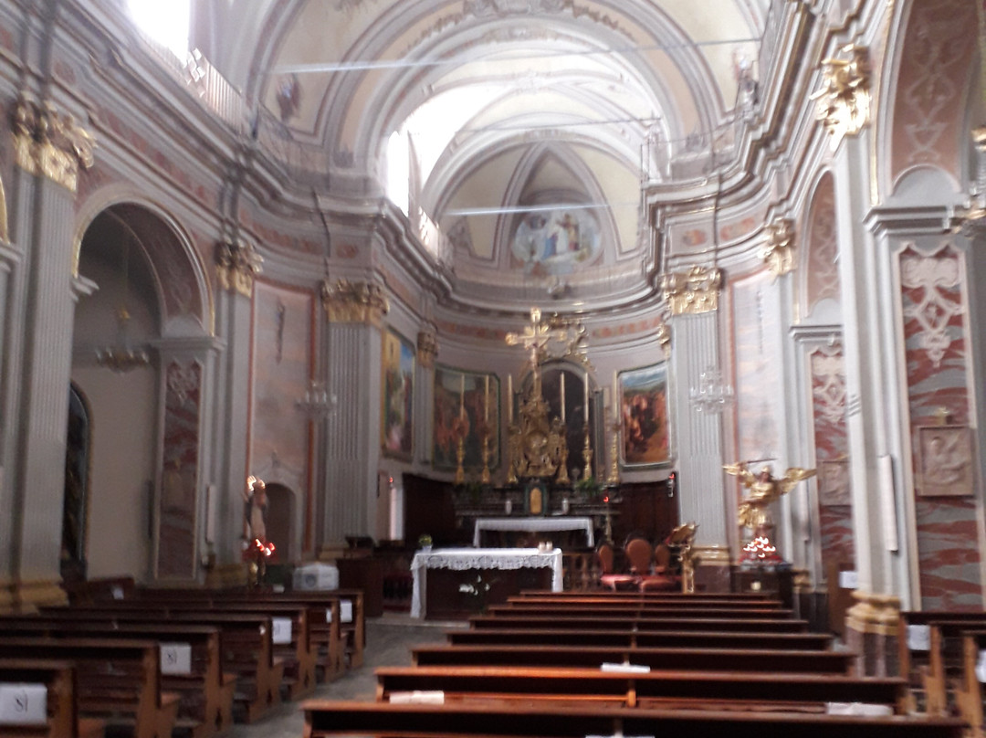 Chiesa Parrocchiale dei Santi Pietro e Paolo-Neive必去景点