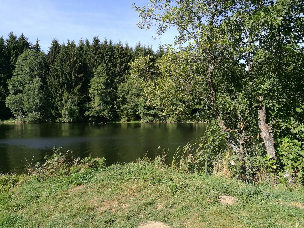 Trei Ape (Three Waters Lake)景点图片