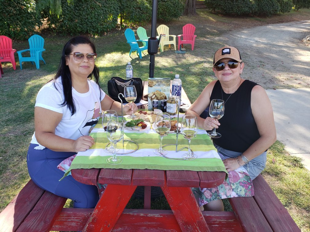 Kalyra Winery-圣伊内斯必去景点