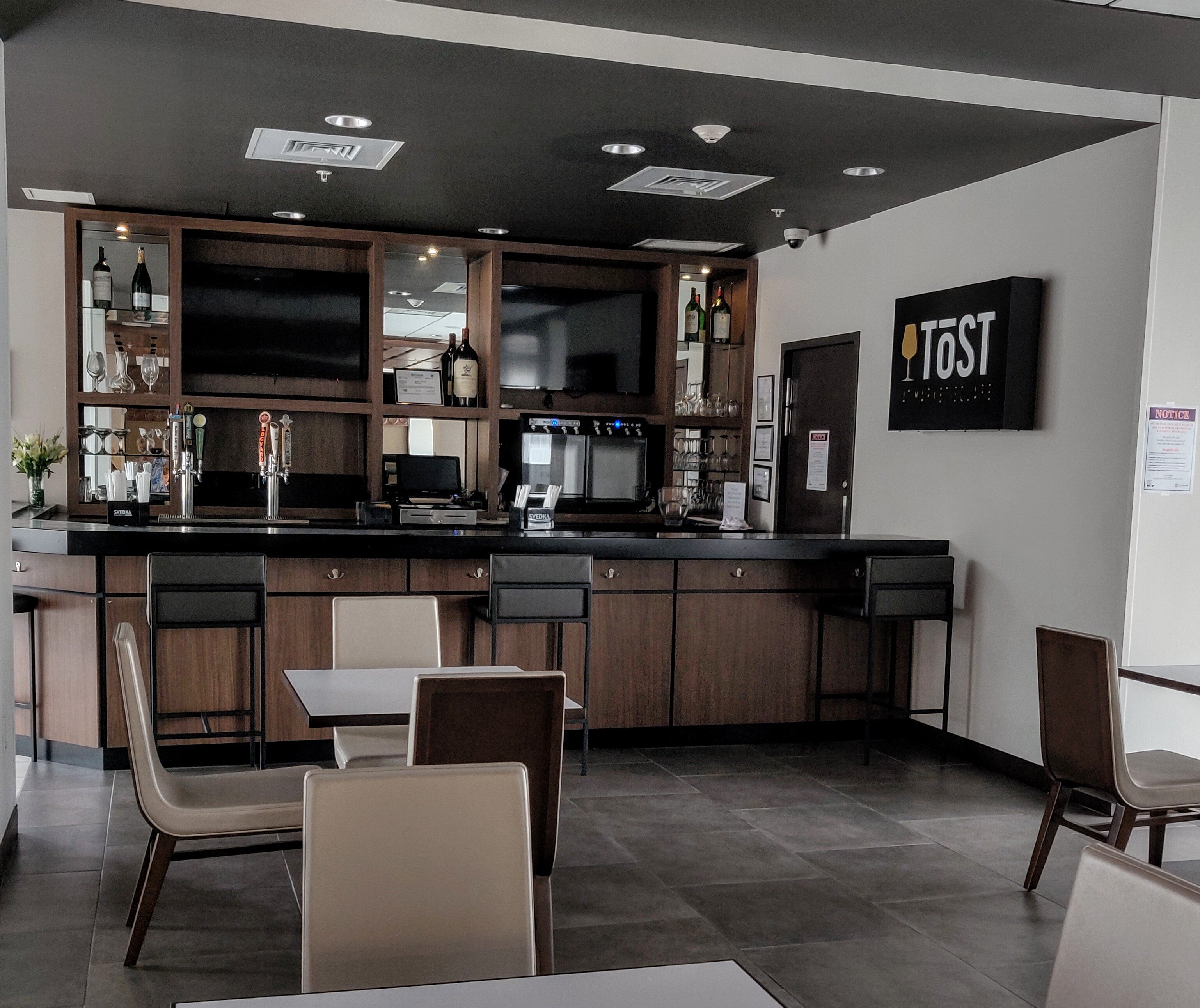 Wingate by Wyndham Altoona Downtown/Medical Center-浴室