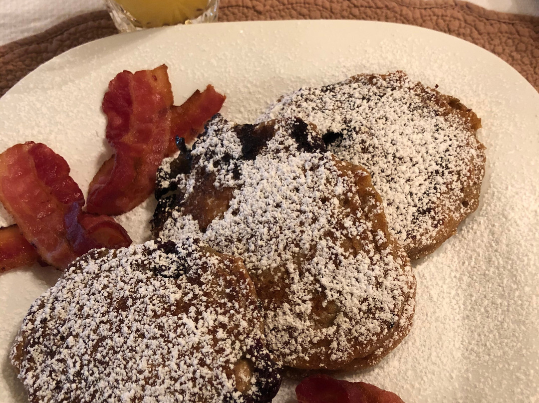 Red Bluff Cottage主图